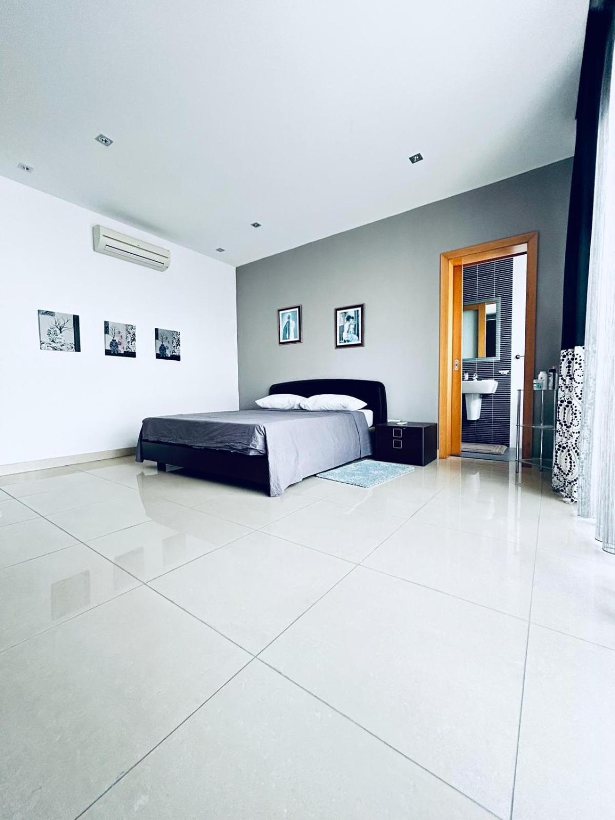 Valletta View - Wish Malta Apartment Sliema